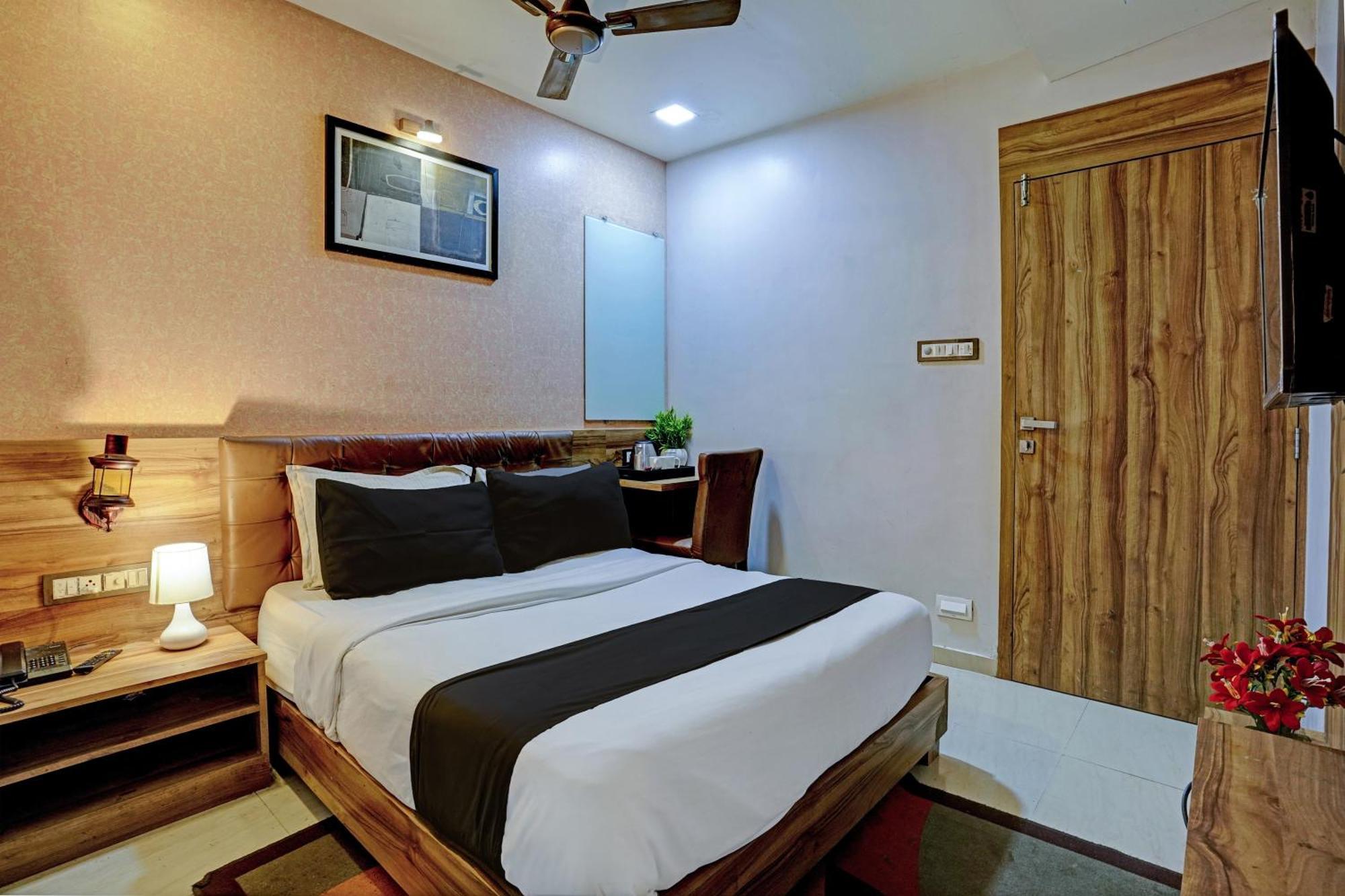 Hotel O Blue Inn Residence Near R City Mall Mumbai Exterior photo